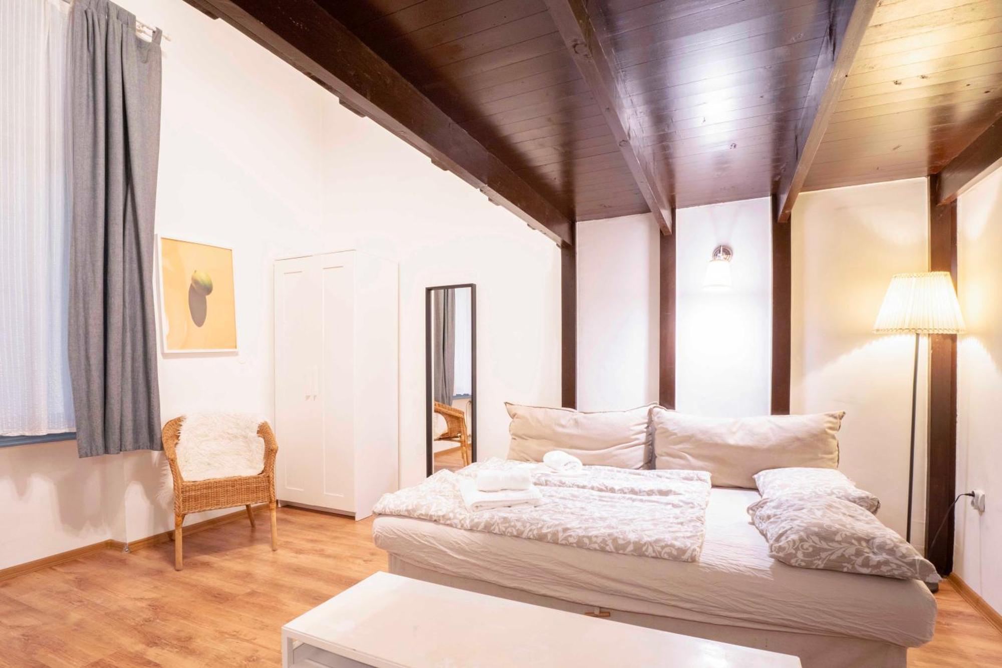 Quiet Cozy Apartment In Party Street E1 Budapest Exterior foto