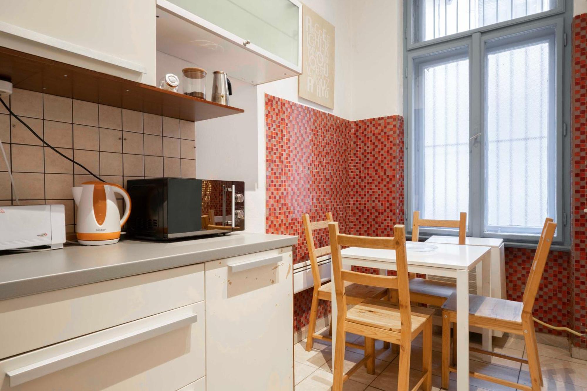 Quiet Cozy Apartment In Party Street E1 Budapest Exterior foto